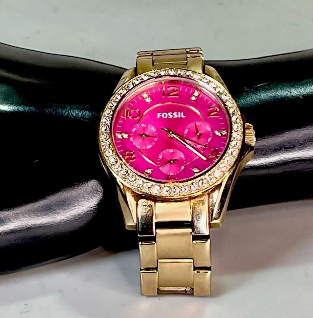 FOSSIL Women’s Gold Tone Crystal Bezel Pink Dial Watch ES3071